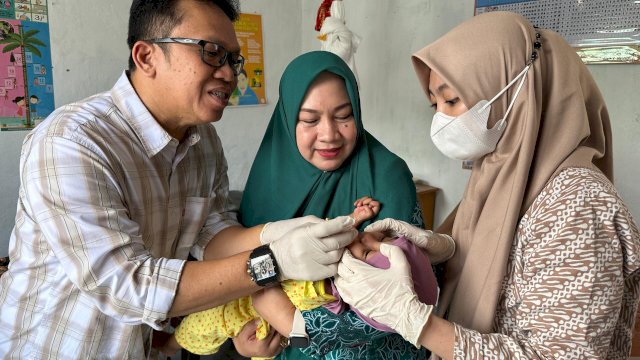 Camat dan TP PKK Rappocini Tinjau PIN di Mapala