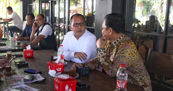 Danny Pomanto Ngopi Bareng Amir Uskara dan Tokoh Masyarakat, Perbesar Peluang Kemenangan DIA di Gowa