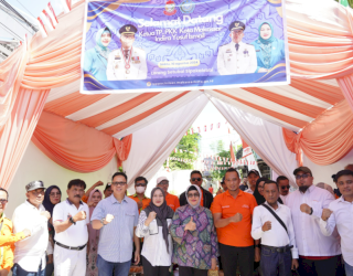 Camat Rappocini Dampingi Indira Yusuf Ismail Kunjungi Longwis Setubal Sipakalebbi