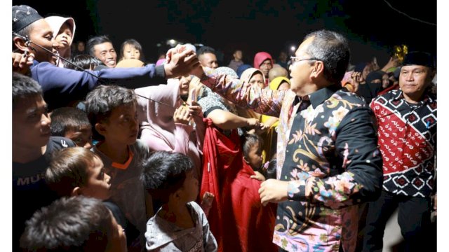 Walikota Makassar Hadiri Pesta Rakyat HUT RI di Pulau Kodingareng