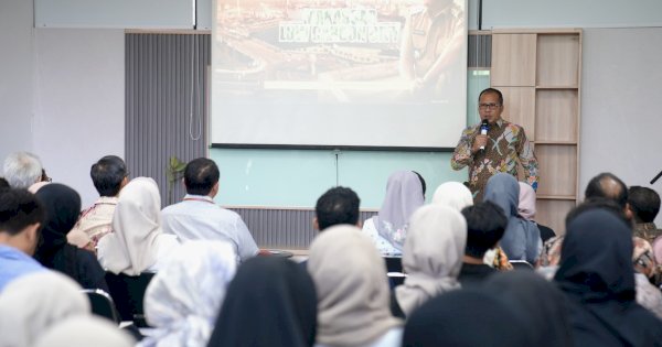 Danny Pomanto Paparkan Makassar Low Carbon City di Kuliah Perdana Mahasiswa Magister Arsitektur SAPPK ITB