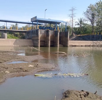 Bendung Leko Pancing Mulai Surut Akibat Kemarau, PDAM Makassar Siapkan Mobil Tangki Optimalisasi Pelayanan ke Masyarakat