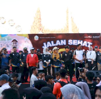 Pjs Wali Kota Meriahkan Jalan Sehat HUT Sulsel ke-355