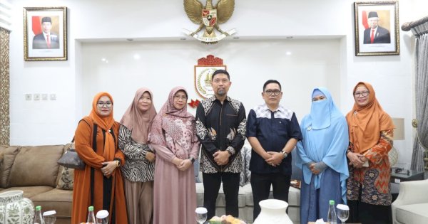 16 Sekolah di Makassar Raih Penghargaan Adiwiyata Mandiri dan Adiwiyata Nasional