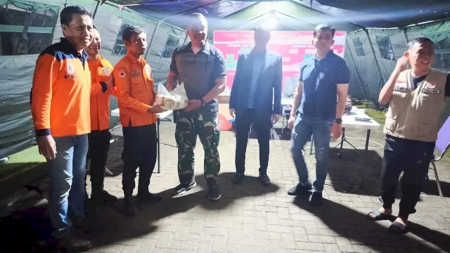 BPBD Makassar Serahkan Bantuan Logistik ke Pj Bupati Enrekang