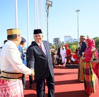 Peringatan HUT RI Pemkot Makassar Bertabur Penghargaan Nasional hingga Prestasi Internasional