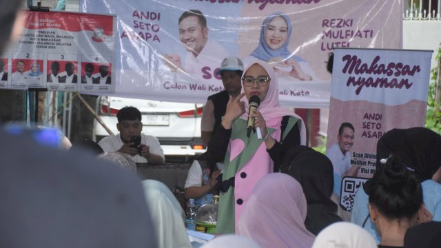 Meski Hujan Deras, Calon Wakil Walikota Makassar Rezki Mulfiati Lutfi Hadiri Sosialisasi dan Kampanye di Birka