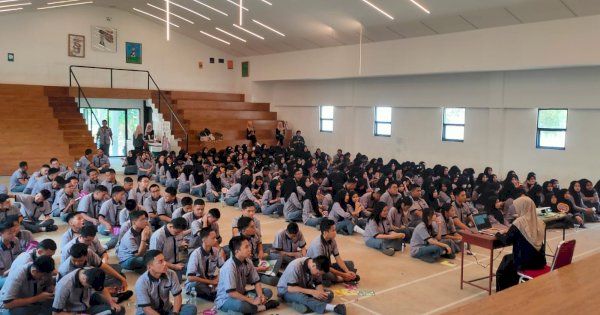 Kalla Institute Ajak Ratusan Pelajar SMAN 17 Makassar Kenali Potensi Minat dan Bakat
