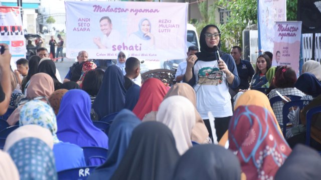Warga Labuang Baji Sambut Hangat Rezki Mulfiati Lutfi: Mereka Keluarga Besar Saya