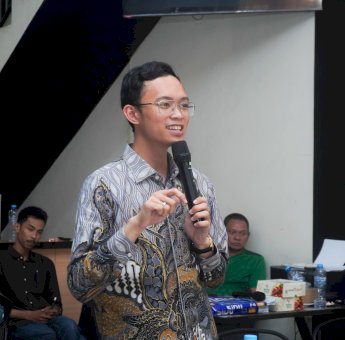 Diskusi Bareng Mahasiswa UNM, Ilham Fauzi Bicara 18 Revolusi Pendidikan