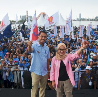 Kampanye Akbar, Dukungan Warga Makassar untuk Seto-Rezki Menggema di Tengah Guyuran Hujan