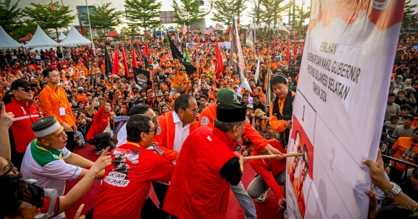 Simulasi Pencoblosan di Kampanye Akbar Danny-Azhar, Insyaallah 27 November DIA Menang!