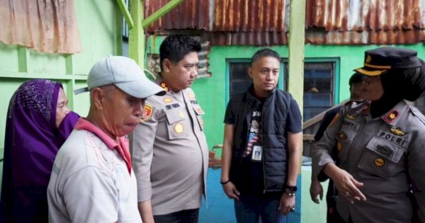 Camat Ujung Tanah Apresiasi Peletakan Batu Pertama Bedah Rumah Oleh Polda Sulsel