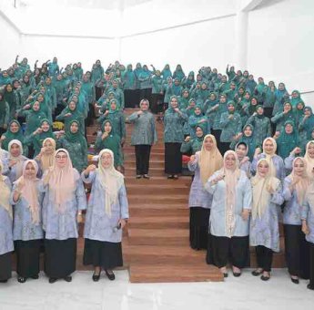 PKK Kecamatan Ujung Tanah Ikuti Bimtek