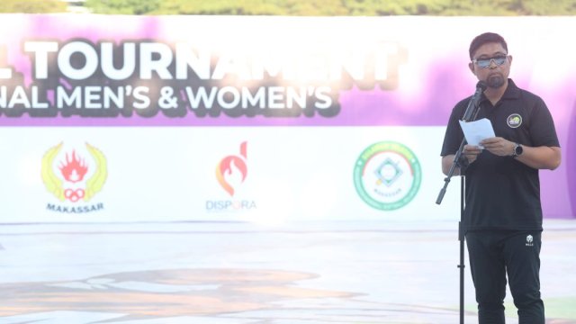 Diikuti 11 Negara, Kejuaraan Makassar Open 2024 International Men and Women Softball Turnament Resmi Dibuka