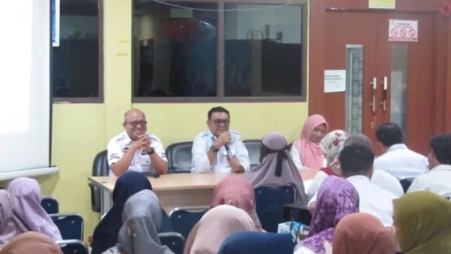 Plt Kadis DPPKB Makassar Pimpin Evaluasi Program Bangga Kencana