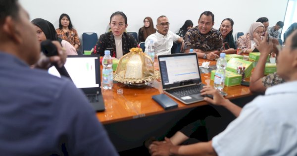 Diskominfo Makassar Tingkatkan Kapasitas PPID untuk Minimalkan Sengketa Informasi Publik