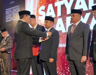 Kepala Dispar Muhammad Roem Banjir Prestasi di 2024, Penghargaan Satyalencana Karya Satya dari Presiden RI Jadi Kado Akhir Tahun