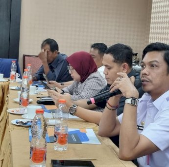 Dewas-Direksi Perumda Parkir Makassar Gelar Rapat Pra-Rakorsus Pendapatan BUMD