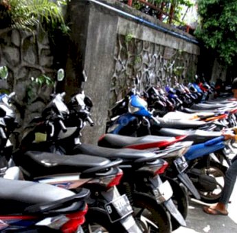 PD Parkir Makassar Raya Mulai Razia Parkir Liar