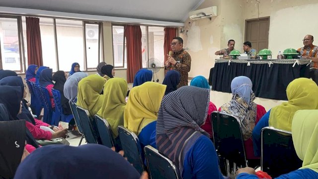 Plt Kepala DPPKB Makassar Ajak Kader Sukseskan Pemilu 2024