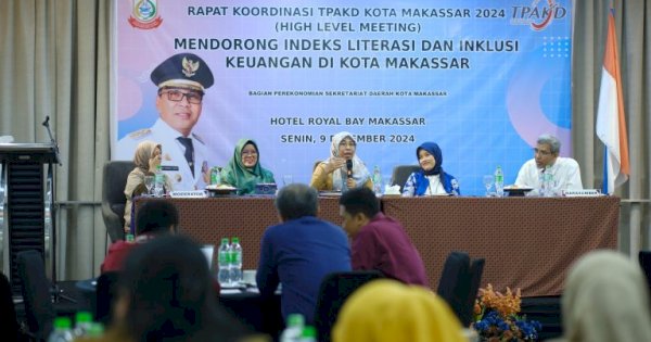 Plt Kepala Diskominfo Makassar Tekankan Pentingnya Digitalisasi dalam Rakor TPAKD 2024
