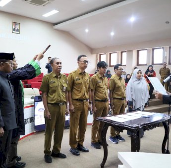 Danny Pomanto Lantik 4 Penjabat Fungsional Perizinan, Ingatkan Fokus Pekerjaan Jaga Integritas