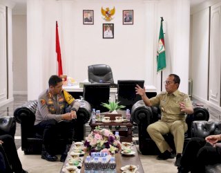 Pertemuan Perdana Wali Kota Danny Pomanto dan Kapolrestabes Makassar Kombes Arya Pasca Dilantik