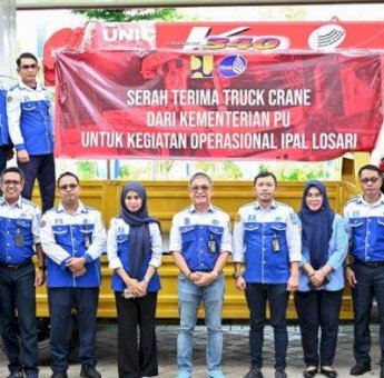 PDAM Makassar Terima Truck Crane dari Kementrian PU, Dukung Operasional IPAL Losari