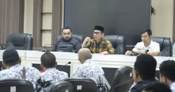 Dewan Terima Aspirasi Ratusan Guru, Keluhkan Tunjangan Sertifikasi Belum Cair