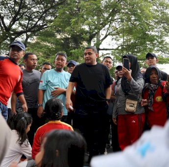 Dinas Perpustakaan Makassar Hadirkan Dongkel untuk Warga di CFD Sudirman