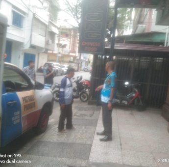 Perumda Parkir Tindak Tegas Jukir Liar, Pungut Tarif Rp10 Ribu di Depan RM Hongkong