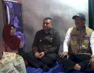Empat Keluarga Satu Rumah, Mensos Janji Relokasi Warga Miskin Makassar