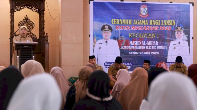Aliyah Mustika Sebut Asupan Spiritual Penting Untuk Lansia Kota Makassar