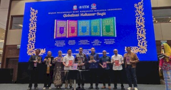 Kadisbud Wakili Wali Kota Makassar Rilis 5 Buku Sejarah dan Budaya di IIBF 2025