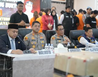 Wali Kota Makassar Apresiasi Polrestabes Ungkap 20 Kilogram Narkotika dan Kasus Penculikan Balqis
