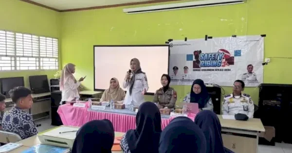 Dishub Makassar Edukasi Pelajar SMPN 26 soal Keselamatan Berlalu Lintas