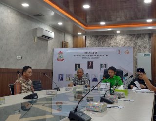 DPRD Makassar Fasilitasi RDP Kasus Pemutusan Kontrak Eks Karyawan JNE