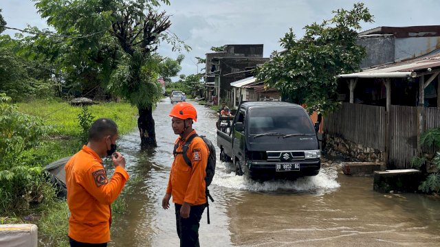 BPBD Makassar Pantau Titik Rawan Banjir di Kompleks Kodam 3 Tamalanrea