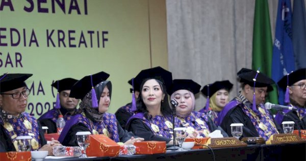 Tim Dispar Dampingi Wali Kota Makassar di Wisuda Polimedia PSDKU