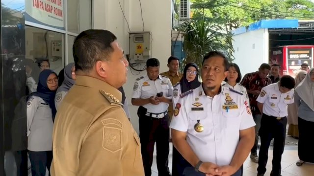Wali Kota Makassar Tinjau Pelayanan Dishub dan Cek Kelayakan Bus Sekolah