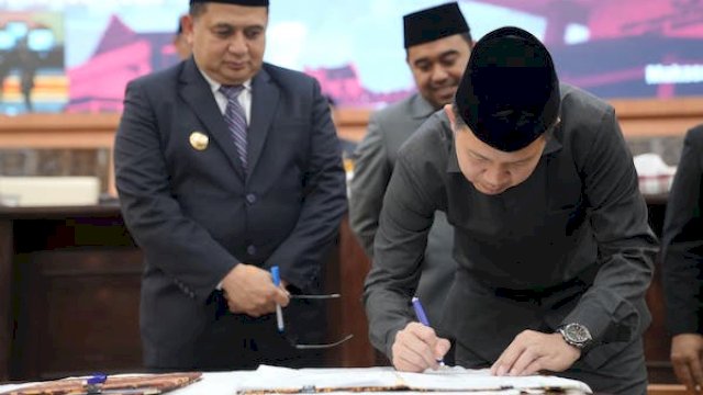 DPRD – Pemkot Makassar Sepakati RPJMD dan Laporan APBD