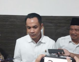 DPRD Makassar Siap Tindak Kabel FO Ilegal, Dukung Langkah Tegas Wali Kota