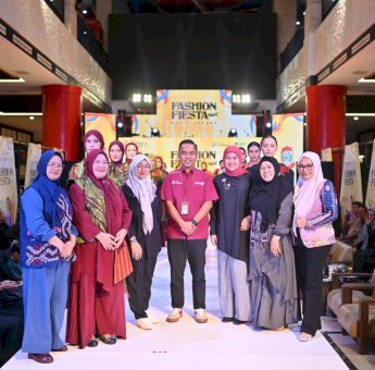 Perkenalkan Ragam Fashion, Dispar Makassar Buka Fashion Fiesta Vol.6