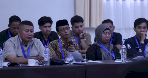 Perkuat SDM Pelayanan Publik, Tim DLH Makassar Ikuti Bimtek Kehumasan