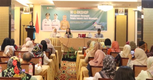 Dinas Perdagangan Makassar Fasilitasi Workshop Manajemen Keuangan bagi Pelaku Usaha IKM