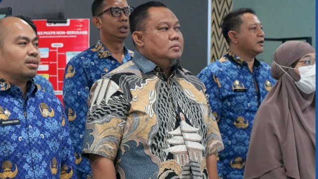 Kepala Dinas Kearsipan Makassar Hadiri Launching Bank Sampah DPMPTSP, Dukung Budaya Tertib Lingkungan