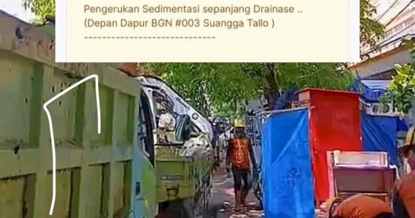 Satgas Drainase Dinas PU Makassar Lakukan Normalisasi Saluran Drainase di Jalan Sunu