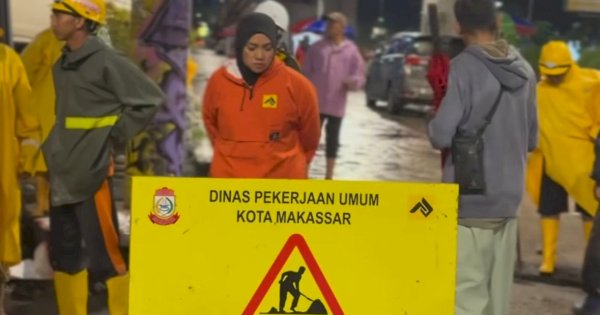 Tanggap Cepat Zuhaelsi Zubir Tinjau Genangan Air di Pettarani
