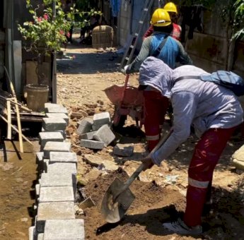 Kadis PU Makassar Arahkan Perbaikan Paving Blok di Jalan Bonto Ramba